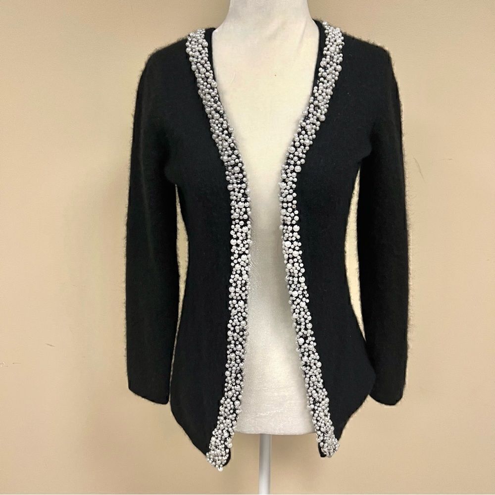 - Bloomingdale’s vintage cashmere sweater with Pearls S